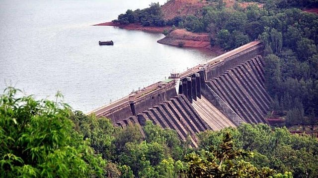 कोयनासह प्रमुख धरणे पन्नाशीपार ; पाणीटंचाईची चिंता मिटली